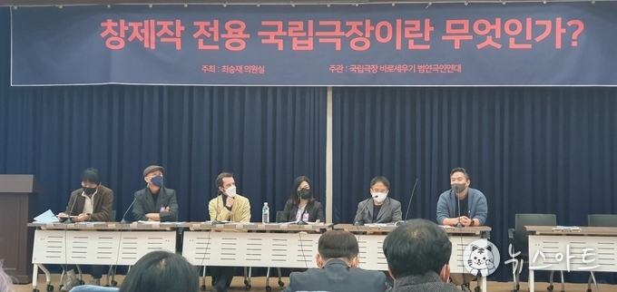 왼쪽부터 이양구, 박정의, 이안 코이즌베악, 장은수, 윤우영, 류정식 (존칭 생략)