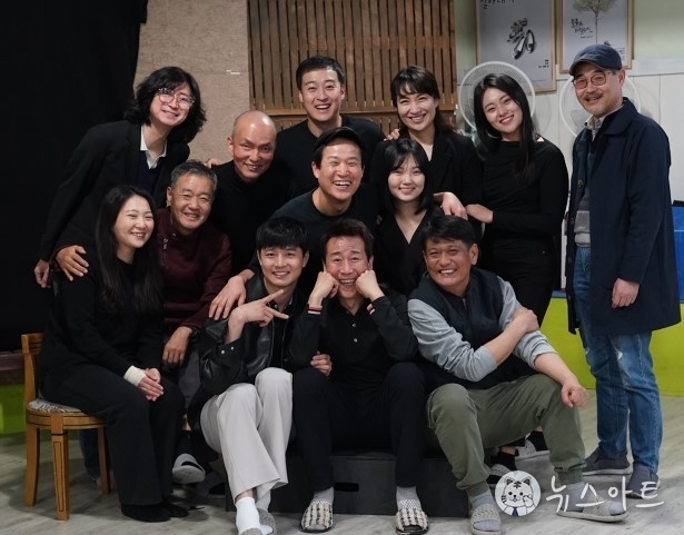 연출과 출연진. 순서없이 고건령, 손정욱, 김성기, 박웅선, 지성근, 류지애, 김현주, 송승민, 이준, 박해란, 이경빈, 김이수, 김건호